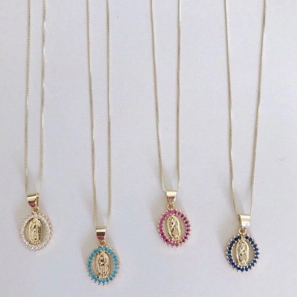 🎉HP🎉Virgin Mary Necklace | 14k Gold Filled - Picture 4 of 6